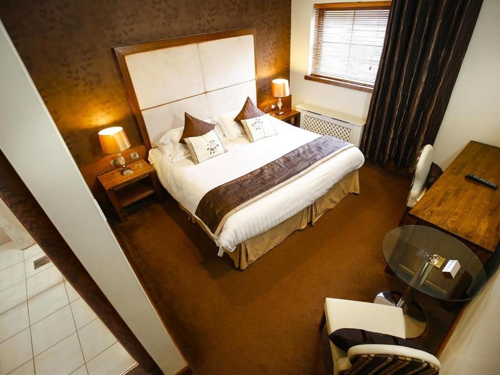 Customs House Country Inn Belcoo Room photo